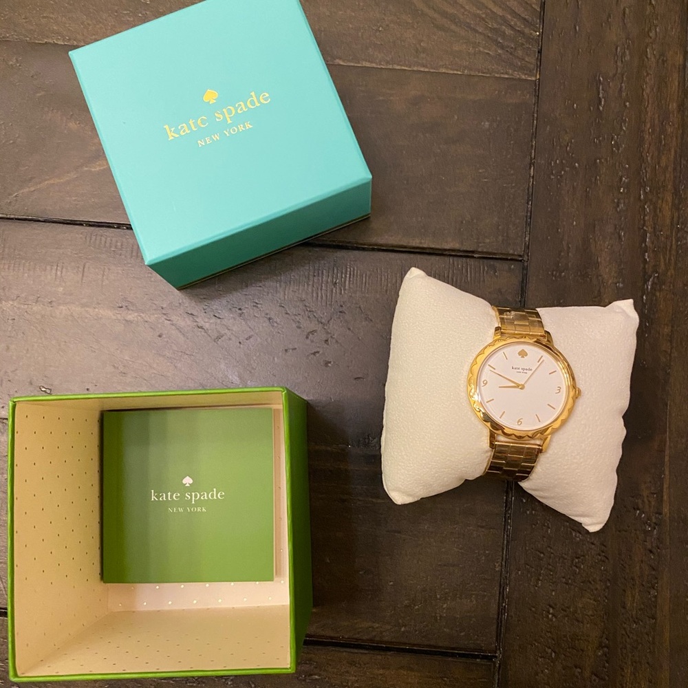 Morning Side Scallop Gold-Tone Bracelet Watch